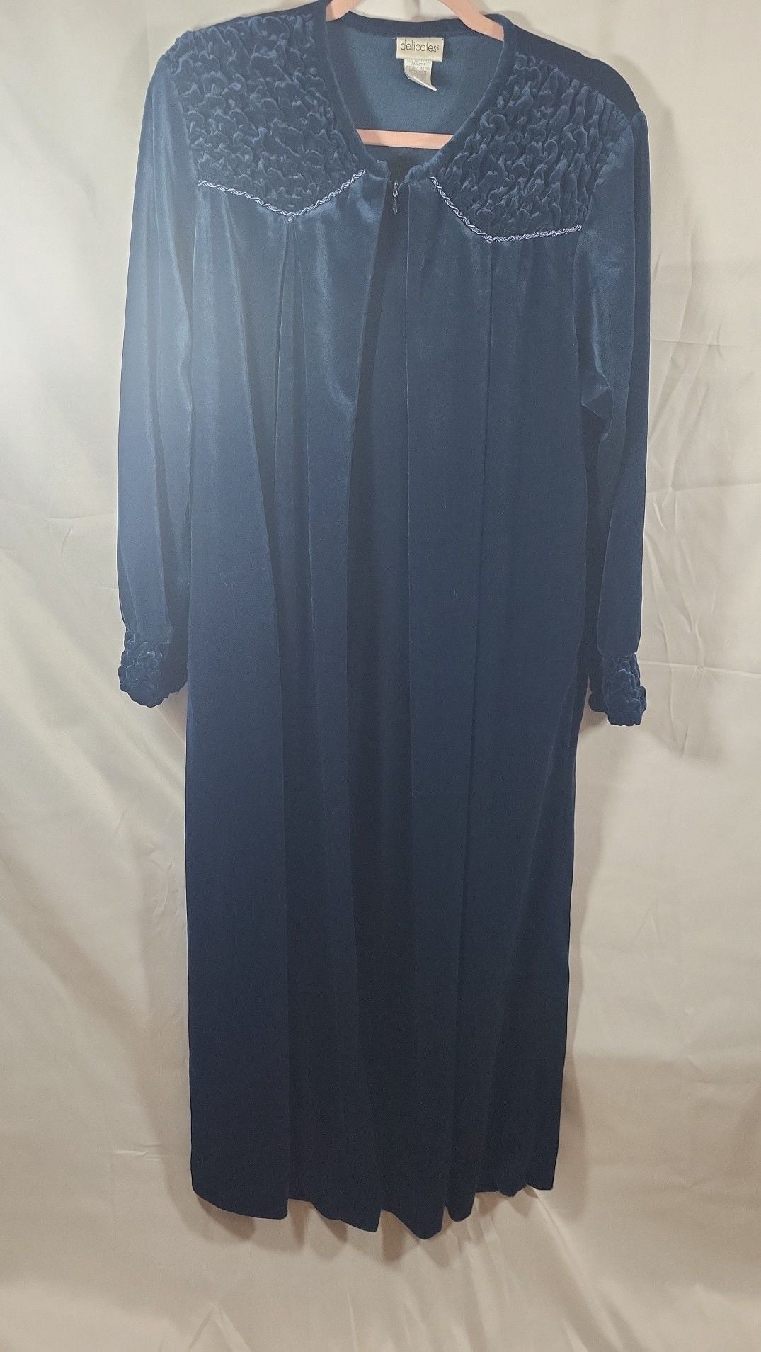Vintage Delicates Navy Blue Velour Smocked Zip-Front Long Robe Housecoat, Size M 2