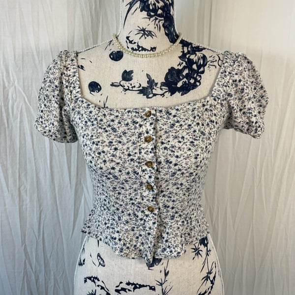Ivy + Main Floral Puff Sleeve Smocked Peplum Blouse Sz M