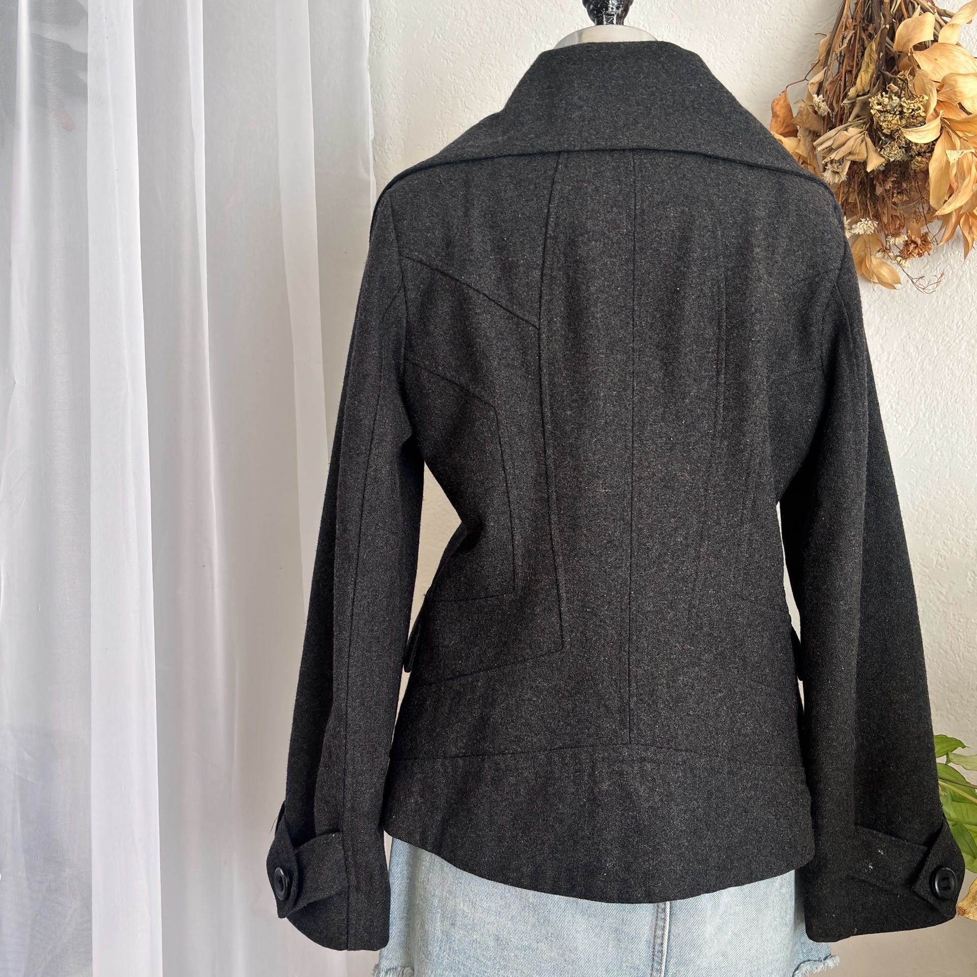 Product thumbnail 6