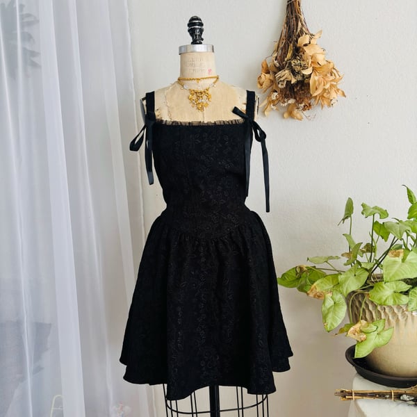 SHEIN MOD Solid Knot Detail Jacquard Cami Dress,