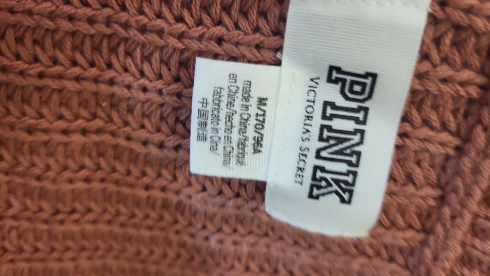 PINK Victoria's Secret V-Neck Shaker Knit Heritage Sweater in Clay, size M 4