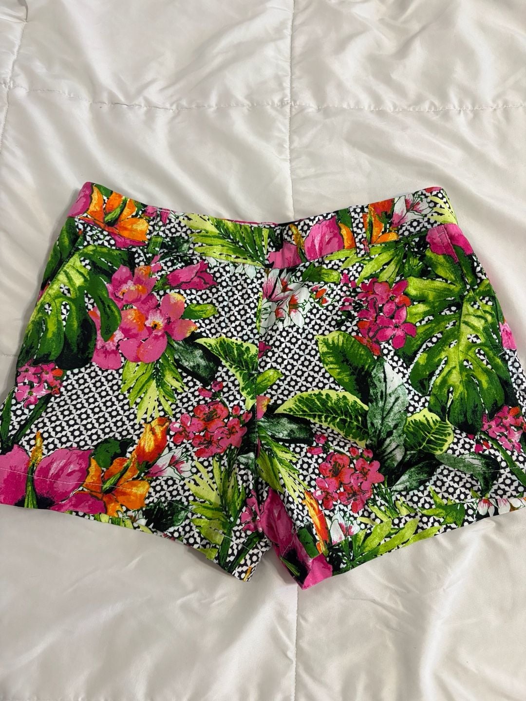 NWOT Cynthia Rowley Shorts Women's Pink and Green Tropical Floral Women's Shorts 2