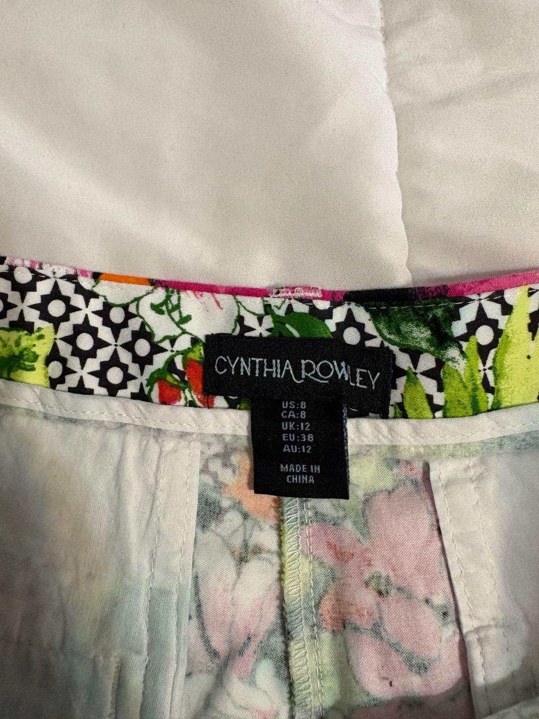 NWOT Cynthia Rowley Shorts Women's Pink and Green Tropical Floral Women's Shorts 4