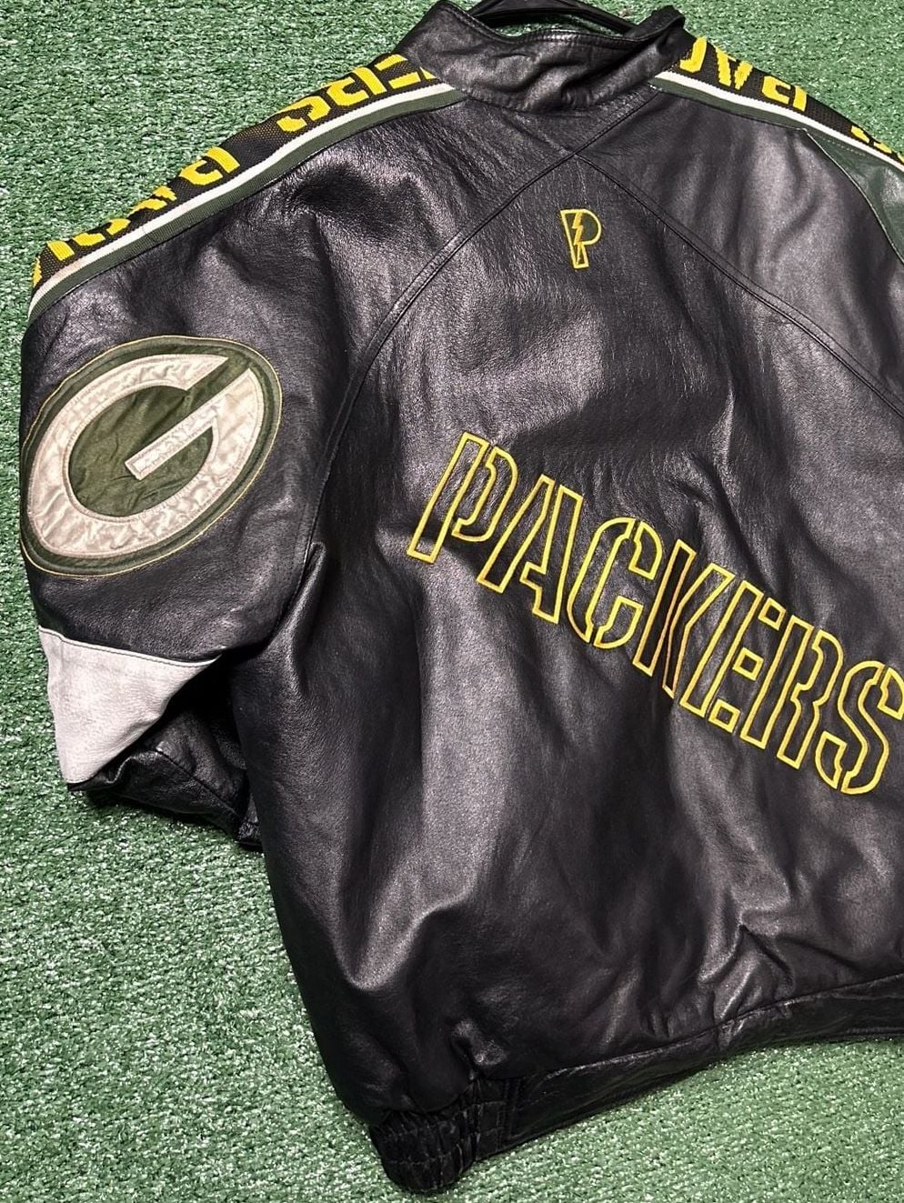 Pro Player Green Bay Packers Black Leather Jacket Size XL 8