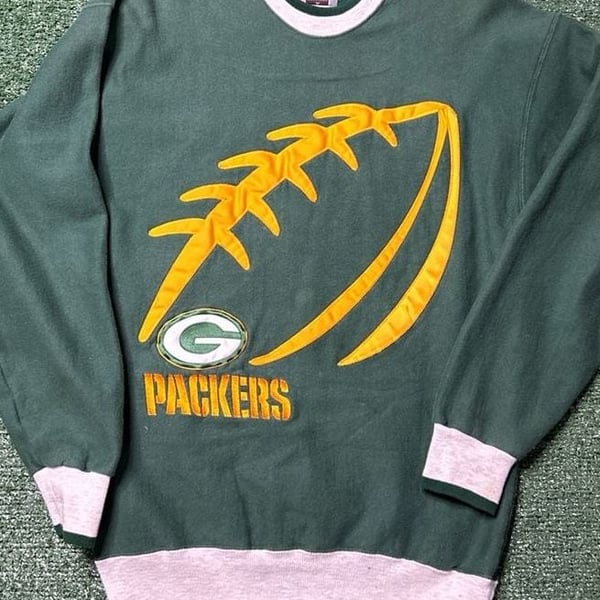 Vintage 1990s Legends Athletics x Green Bay Packers
Size Medium 