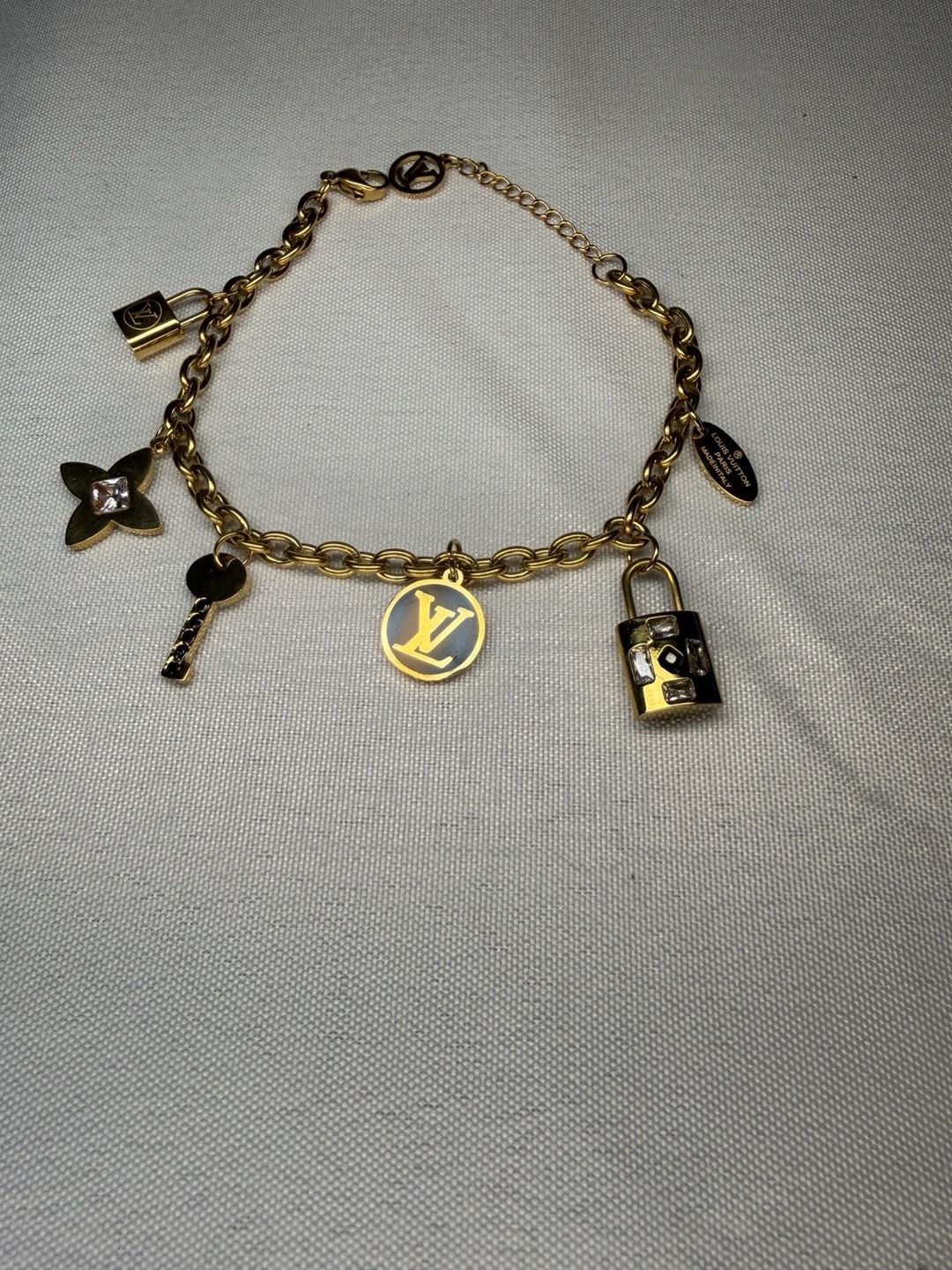 Elegant Gold Plated Charm Bracelet 7
