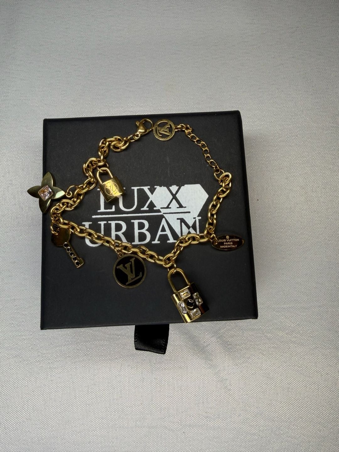 Elegant Gold Plated Charm Bracelet 8
