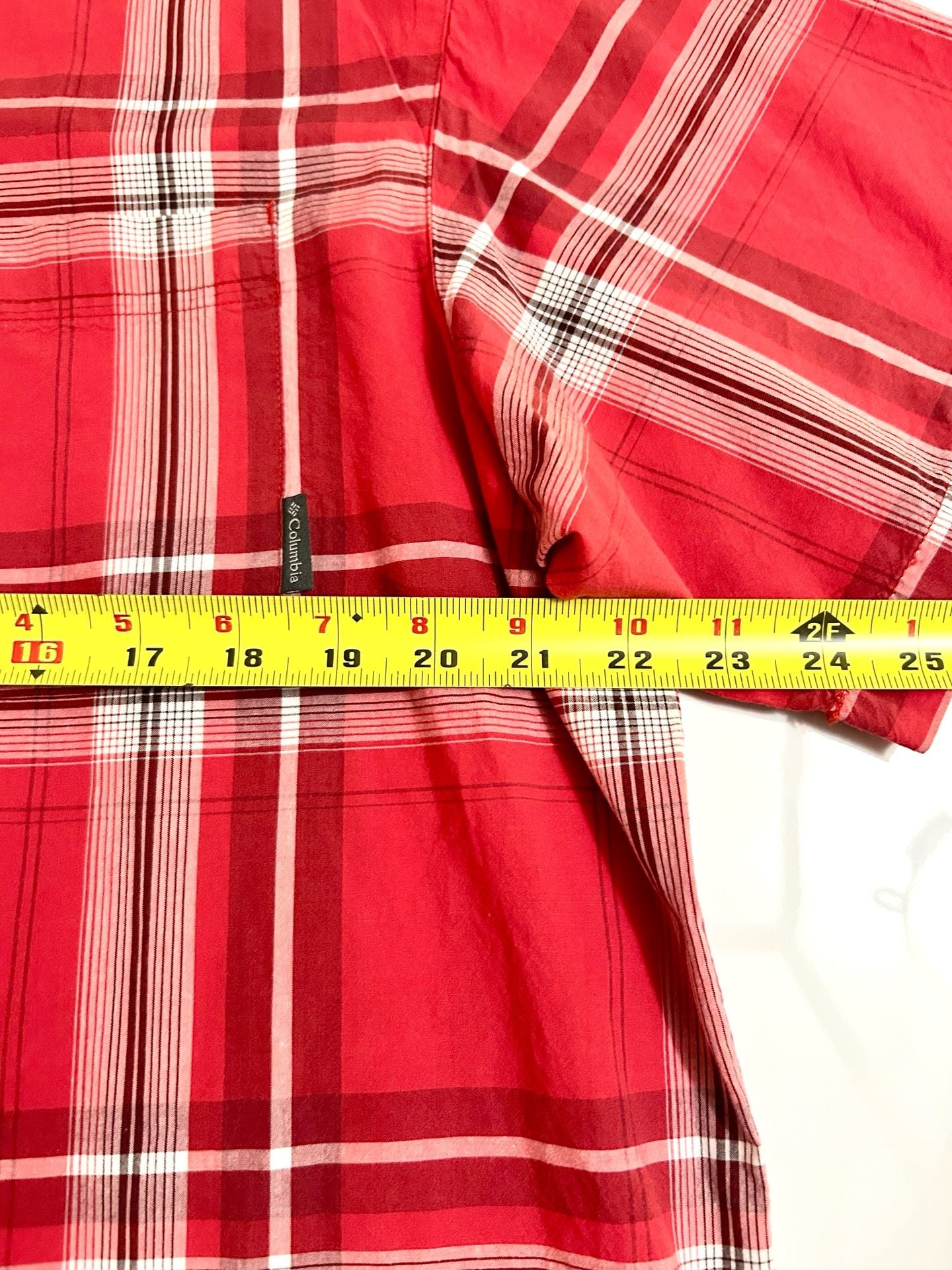 Columbia Men's Regular Fit Short Sleeve Red Plaid Button Down Shirt Size XL 6