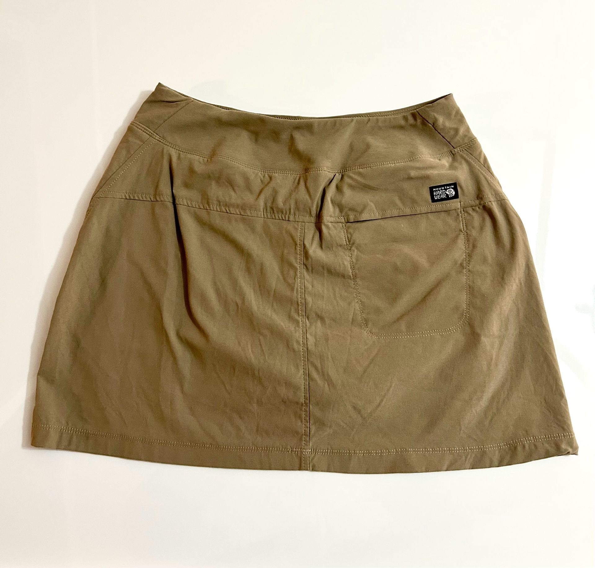 Mountain Hardwear Dynama Skort Women's Size Small Petty Khaki Brown Hiking Outdoor 8