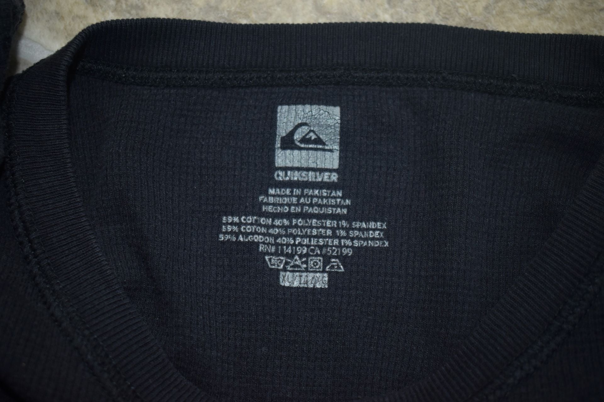 Quiksilver Big Wave Surf Line Art Men's Size XL 9