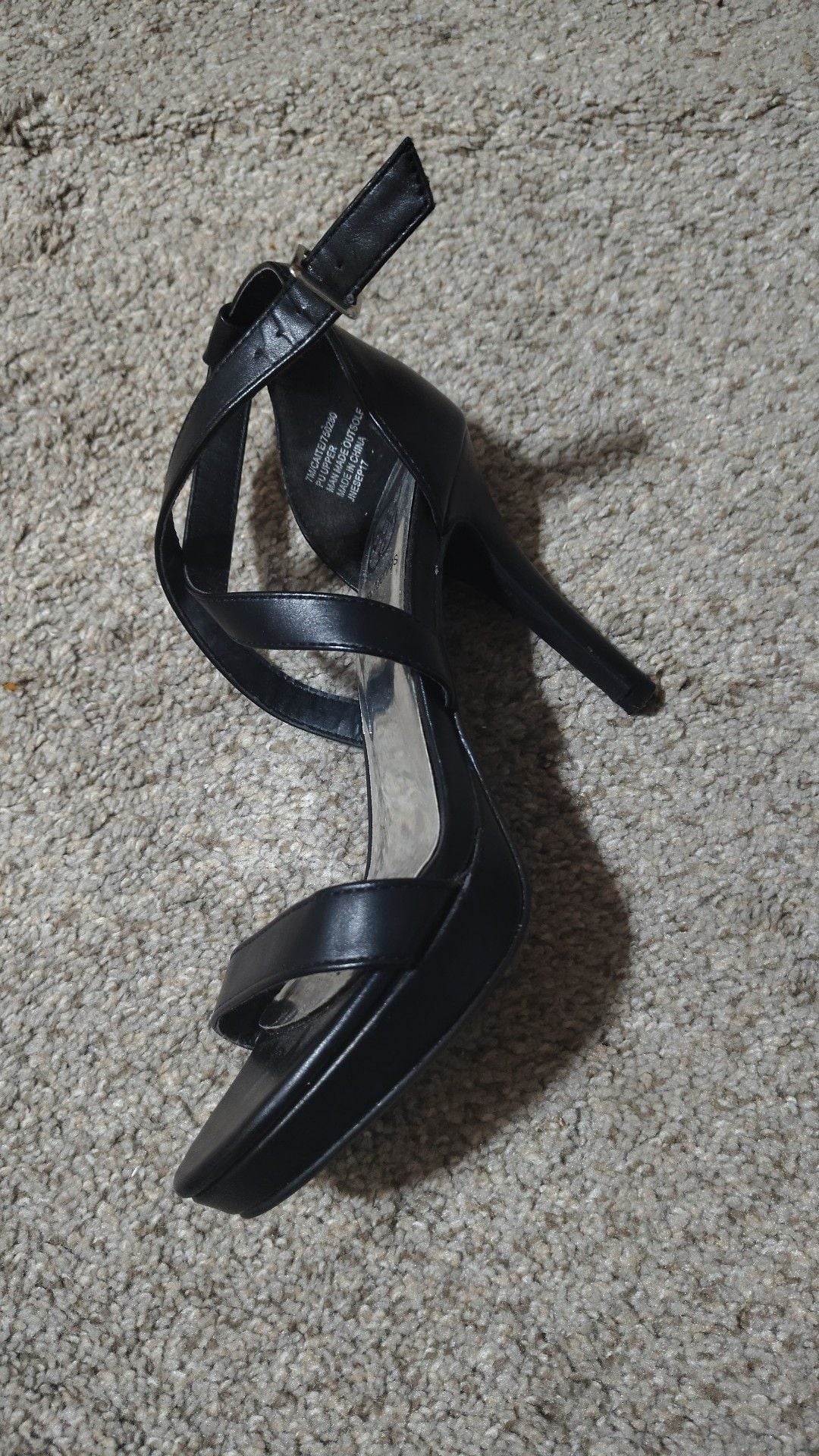Daisy Fuentes Caite Black Criss Cross Strap Platform High Heel Sandals 2