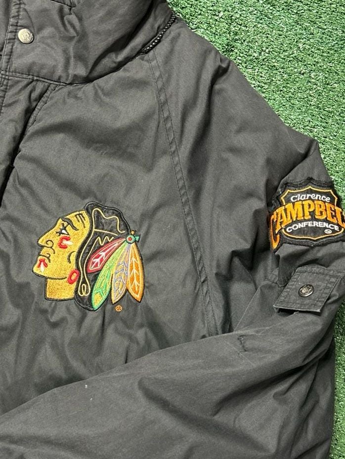 Vintage 90's Pro Player by Daniel Young Chicago Blackhawks NHL Jacket - Men's XL 3