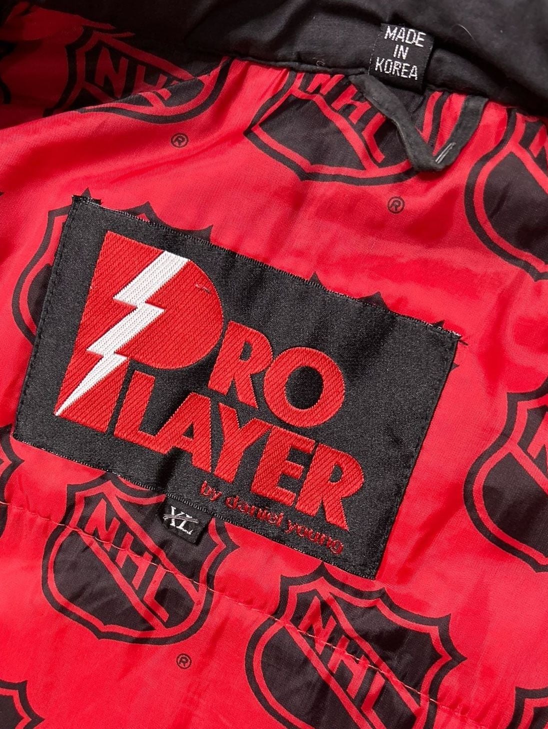 Vintage 90's Pro Player by Daniel Young Chicago Blackhawks NHL Jacket - Men's XL 5