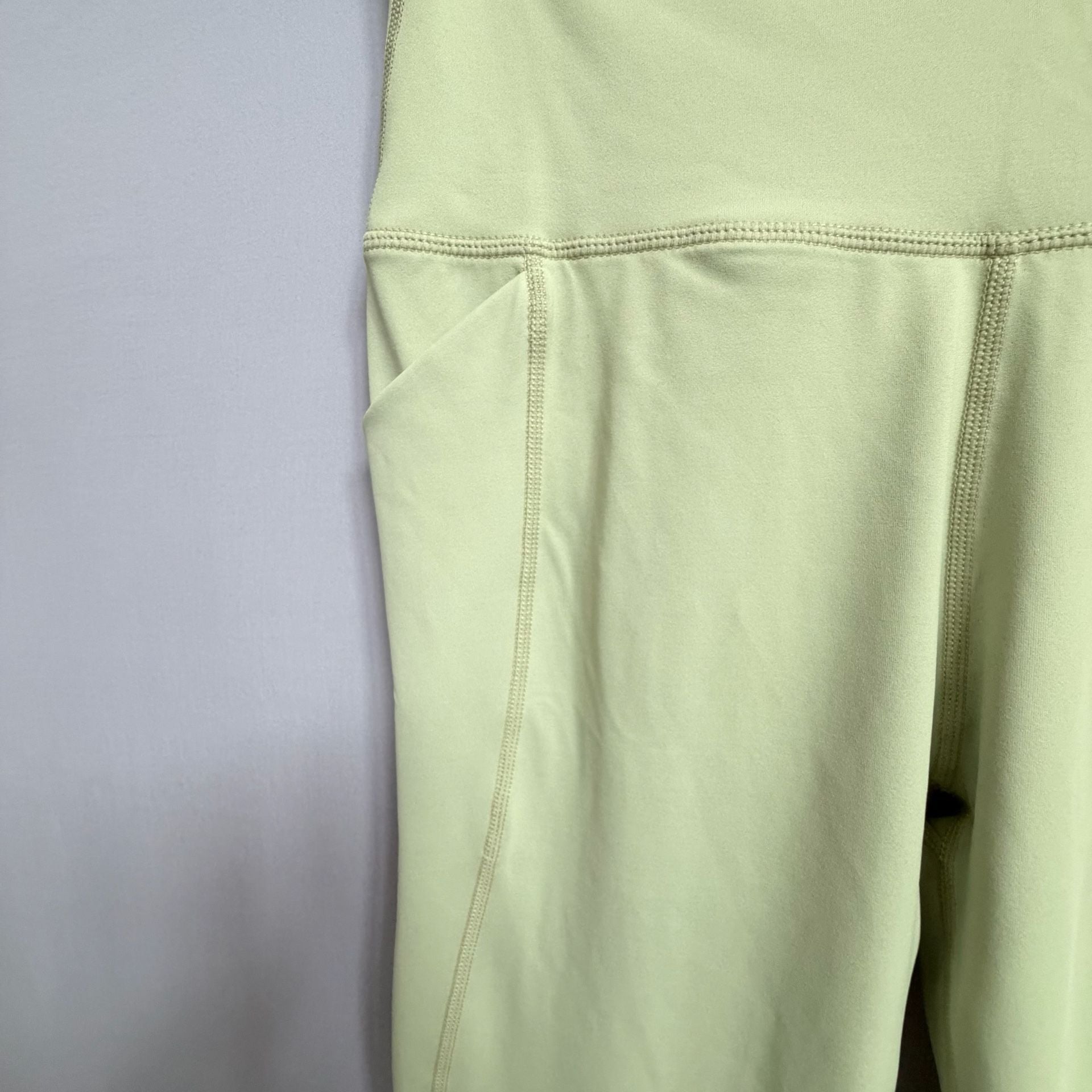 Senita Athletics High Waisted Yoga Leggings with Pockets Mint Green Size Medium 3