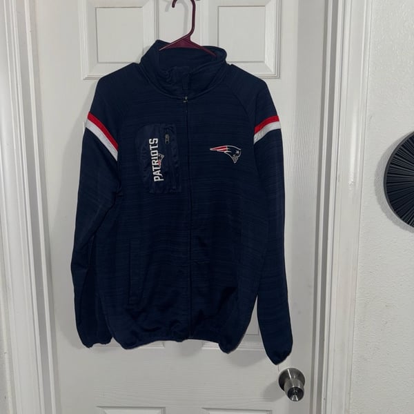 G-III NFL New England Patriots Men's High Jump Space-Dye Full-Zip Jacket