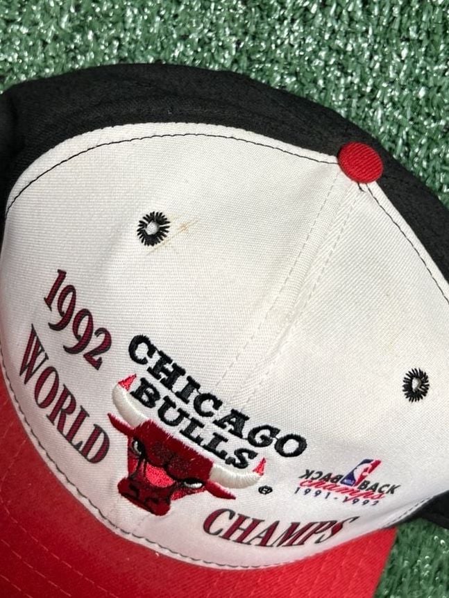 Chicago Bulls Snapback New Era Back to Back World Champs 1991-1992 4