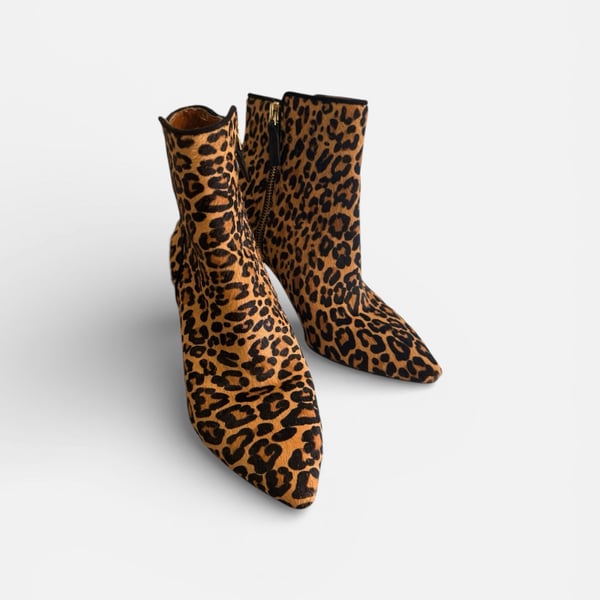Nine West Leopard Print Calf Hair Pointed Toe Ankle Booties