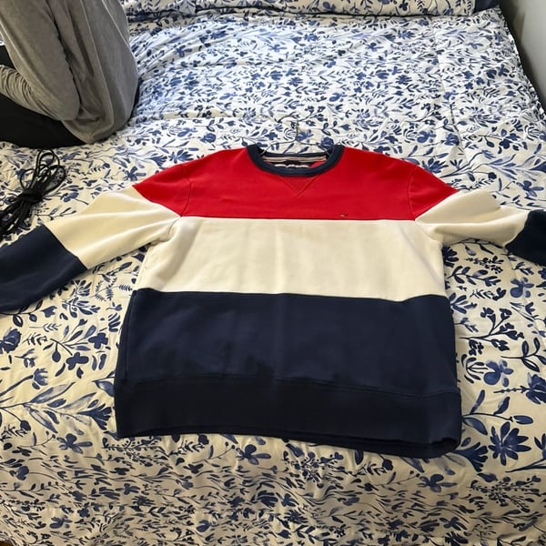 Tommy Hilfiger Colorblock Flag Crewneck Sweatshirt Red White Navy