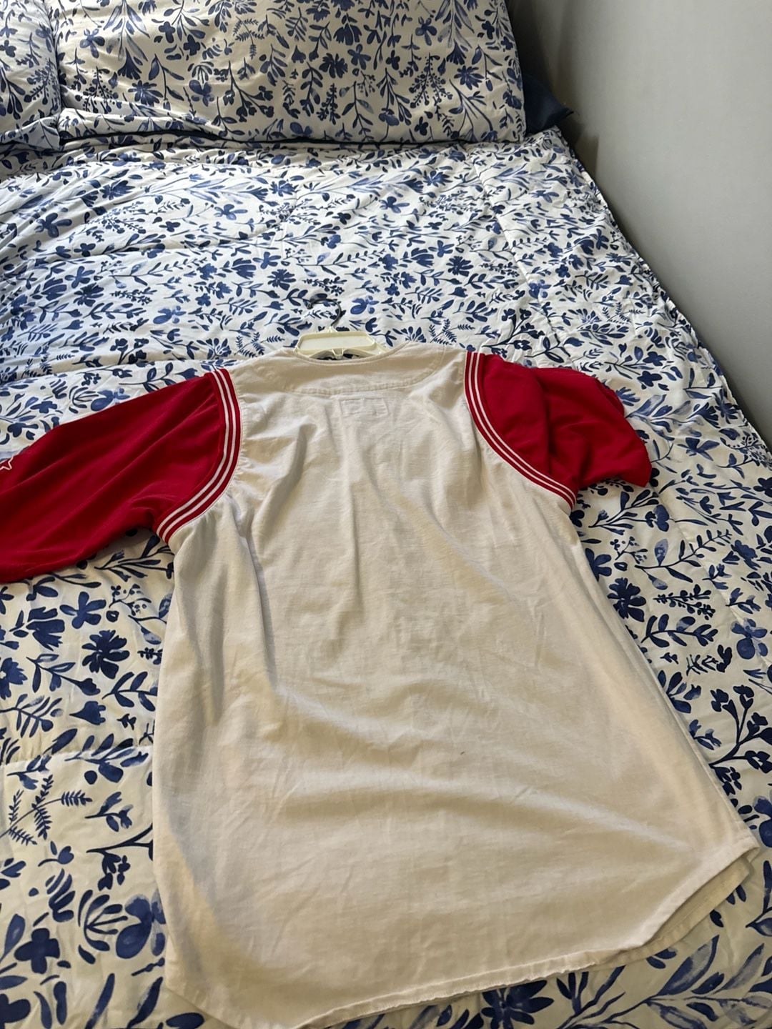 Vintage 90s Starter Detroit Red Wings NHL Baseball Style Button Up Jersey 3