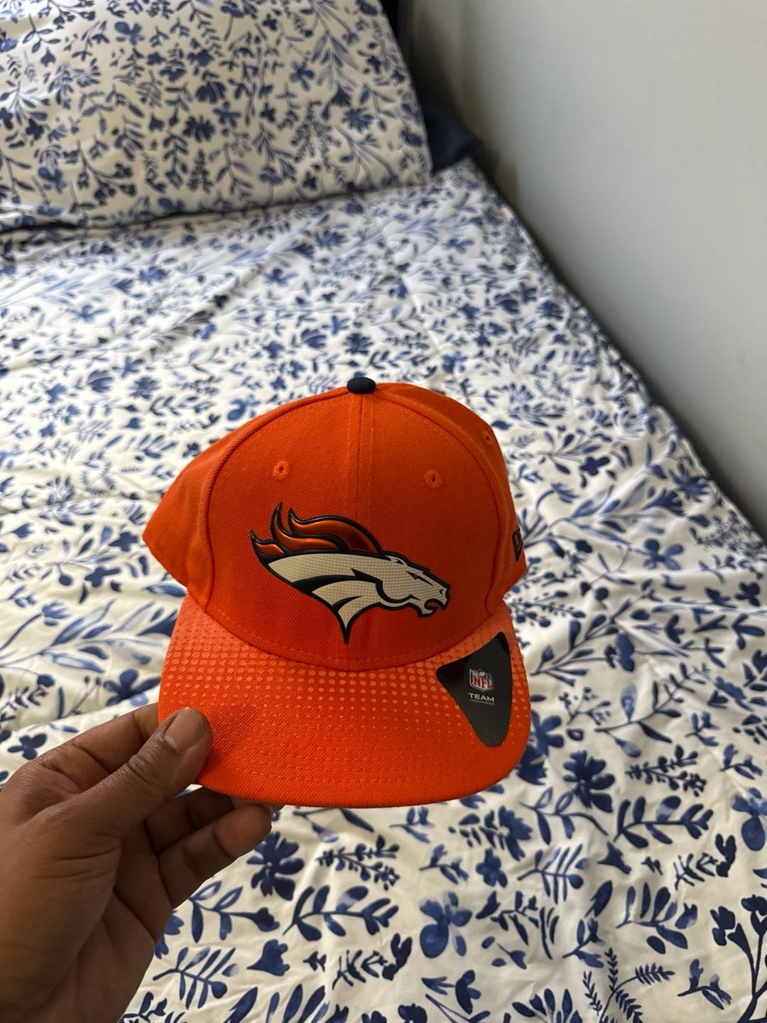 New Era 9FIFTY Denver Broncos NFL Honeycomb Sideline Snapback Hat 1
