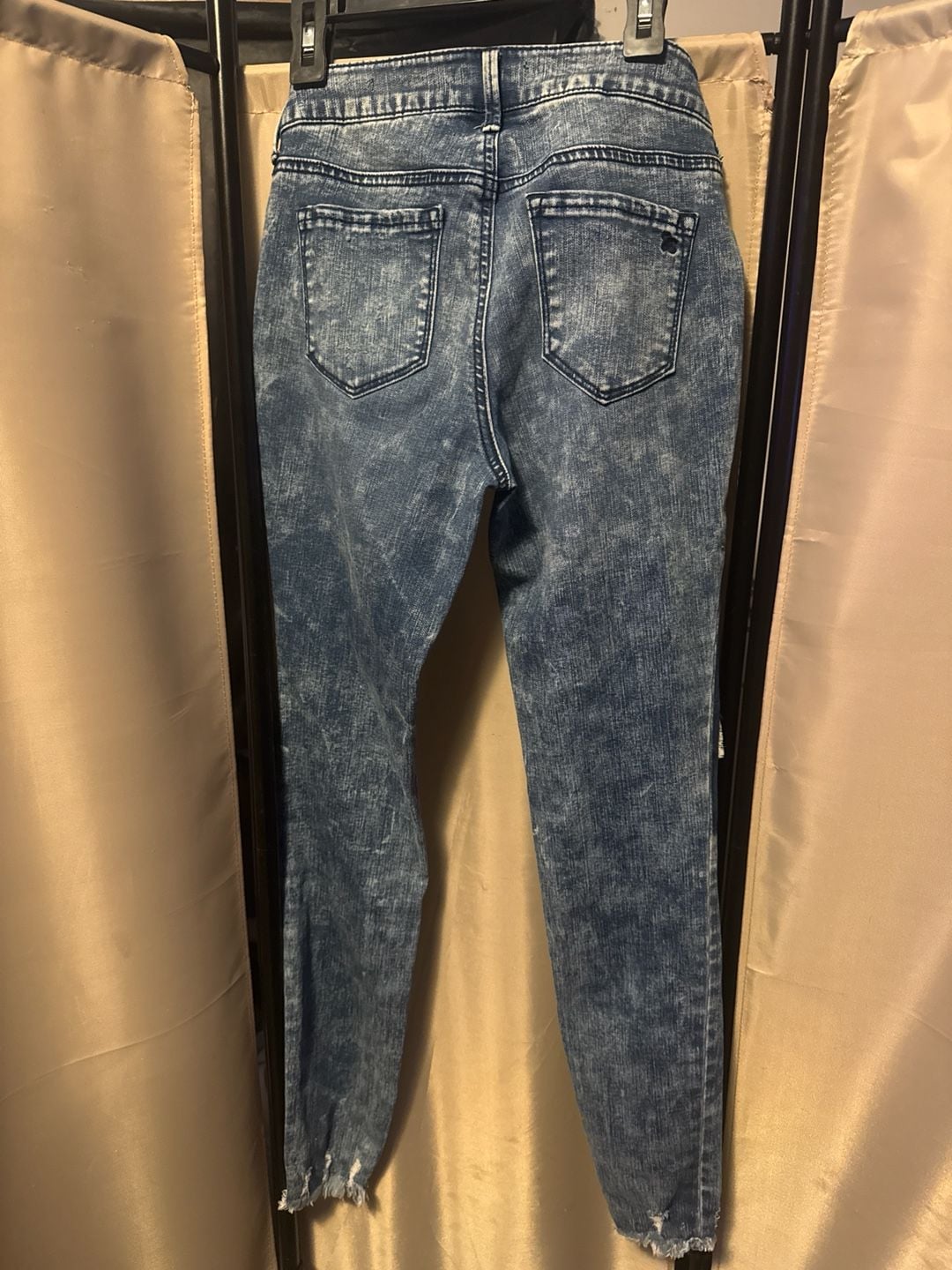 JESSICA SIMPSON FREE FALLIN KISS ME PATCHED SUPER SKINNY JEANS 8
