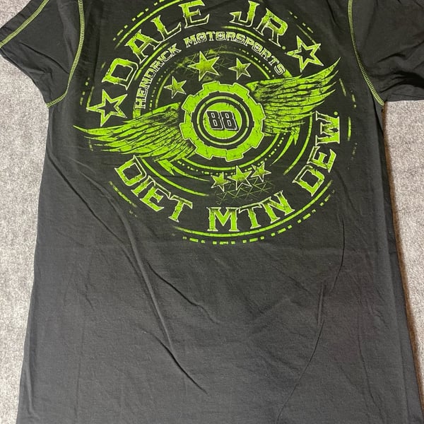 Chase Authentics Dale Jr. T-shirt Size L 88 Mountain Dew NASCAR Black & Green