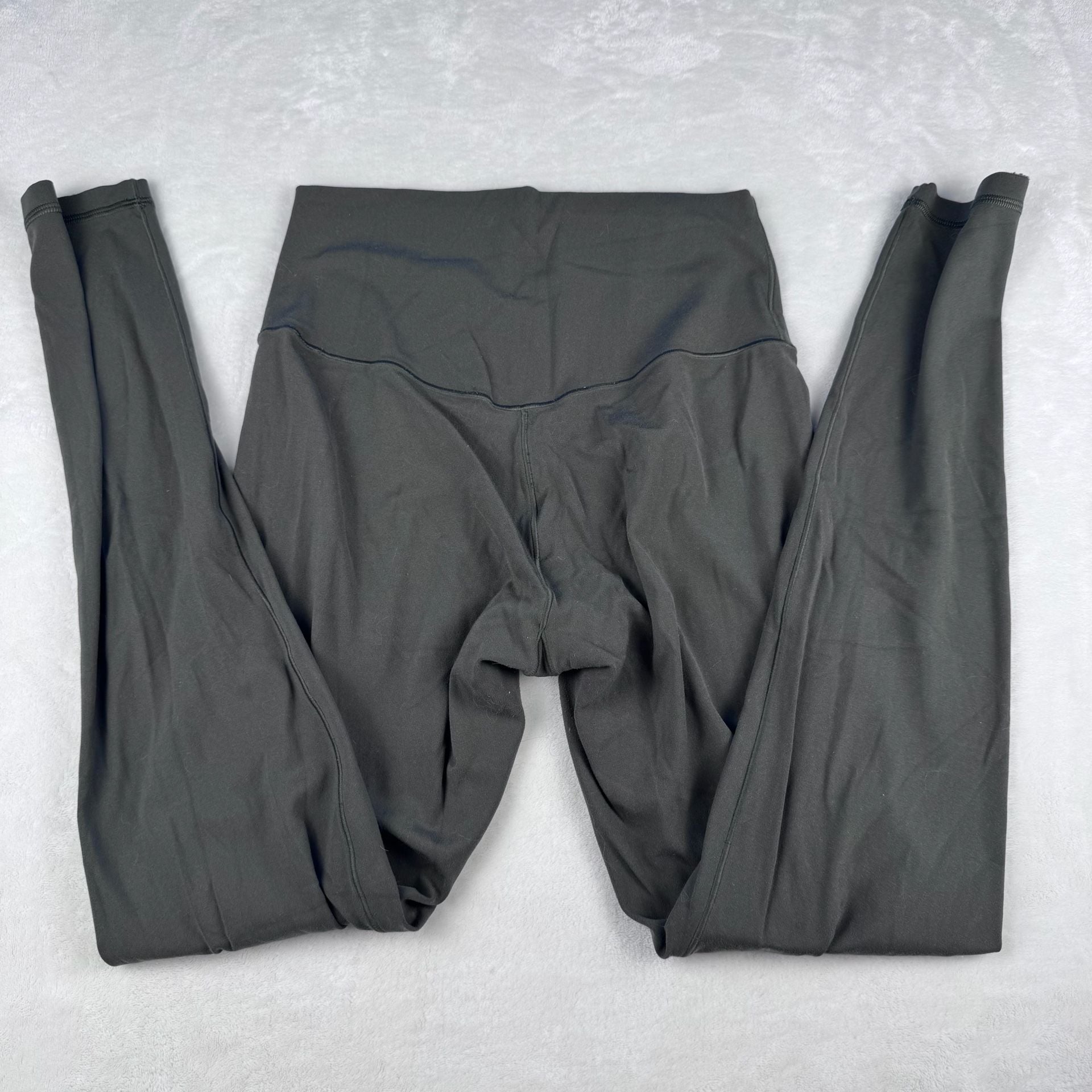 Offline by Aerie Real me 7/8 army green leggings EUC size medium 3