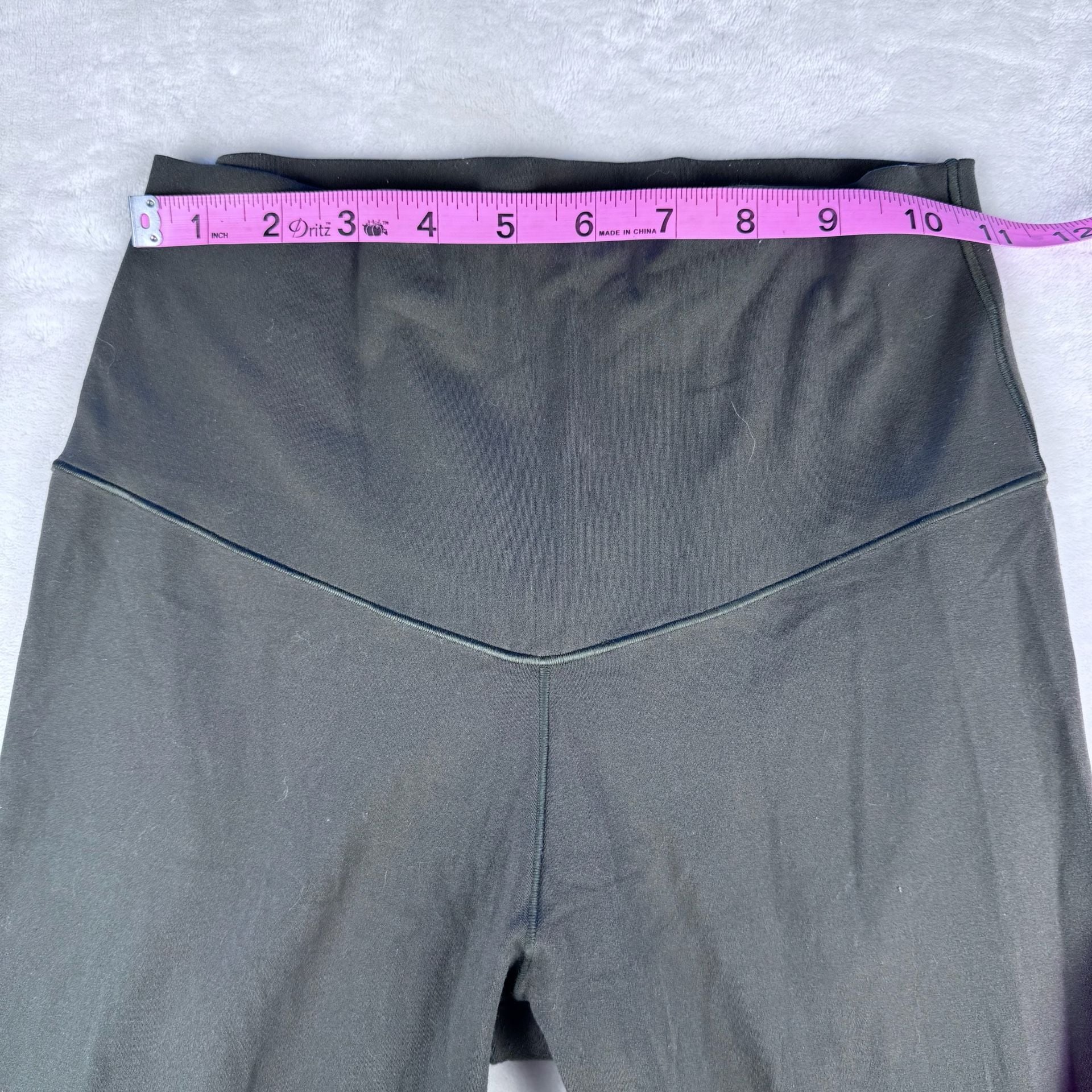 Offline by Aerie Real me 7/8 army green leggings EUC size medium 5