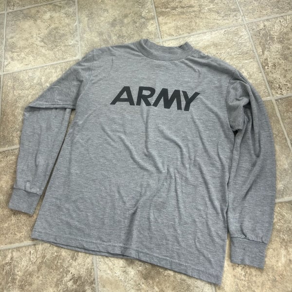 Vintage US Army IPFU Physical Training Gray Long Sleeve Mock Neck Shirt Size M