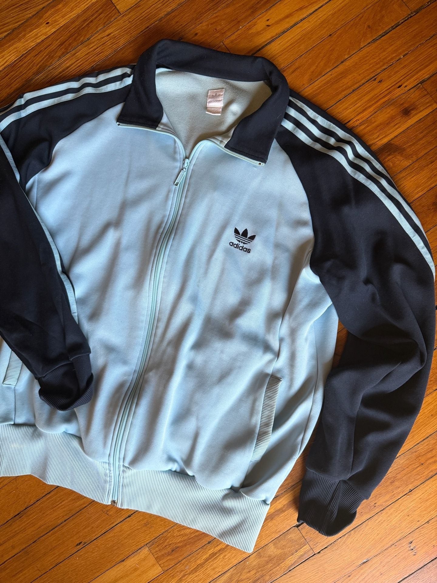 Product thumbnail 3