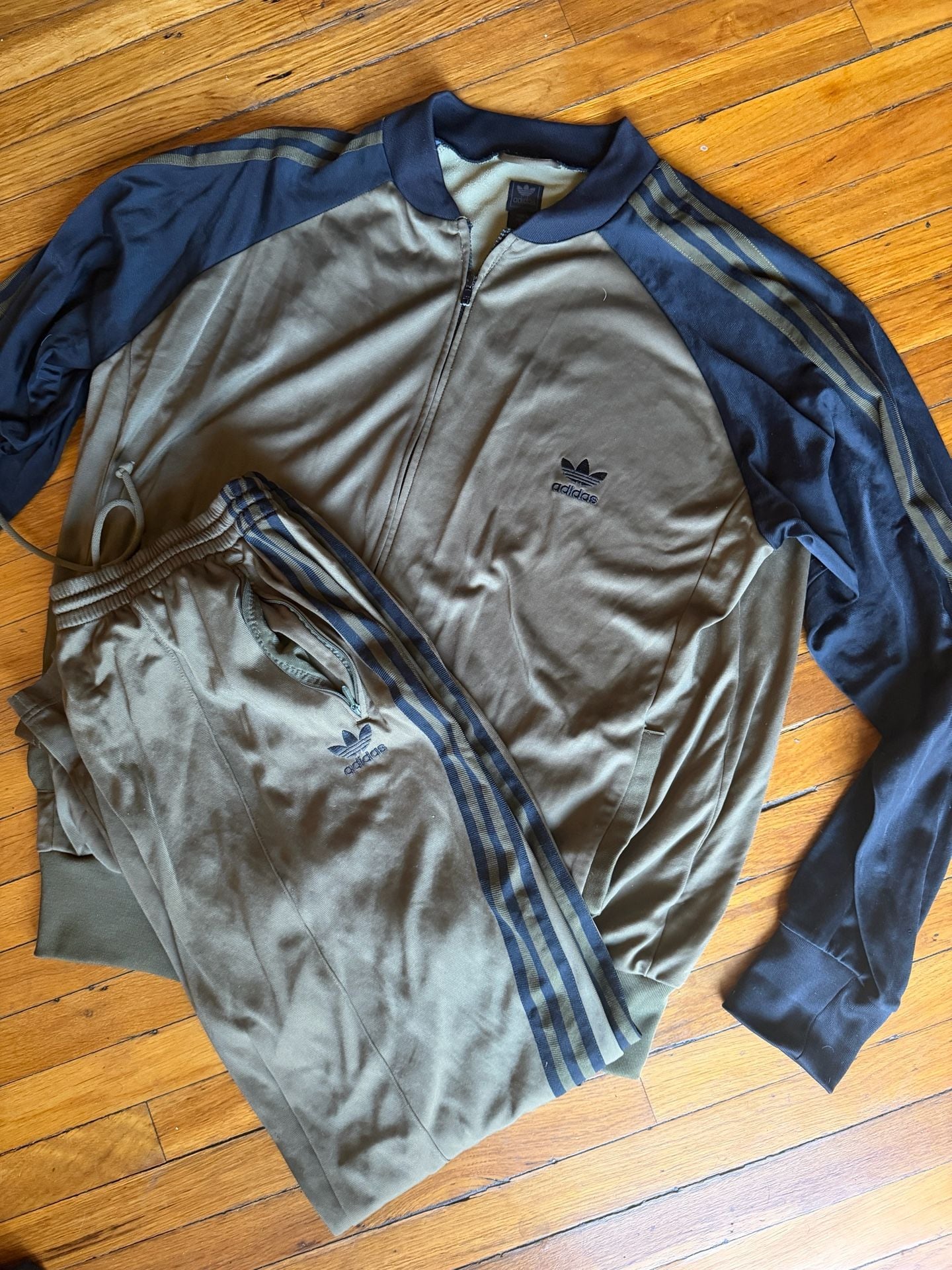 Adidas Originals SST Superstar Retro Tracksuit Set Earth Strata Brown 1