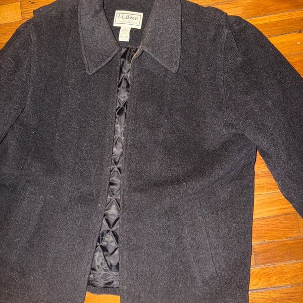 L.L. Bean Men's Vintage Charcoal Gray Wool Blend Full Zip Jacket with Quilted Lining. Like new
