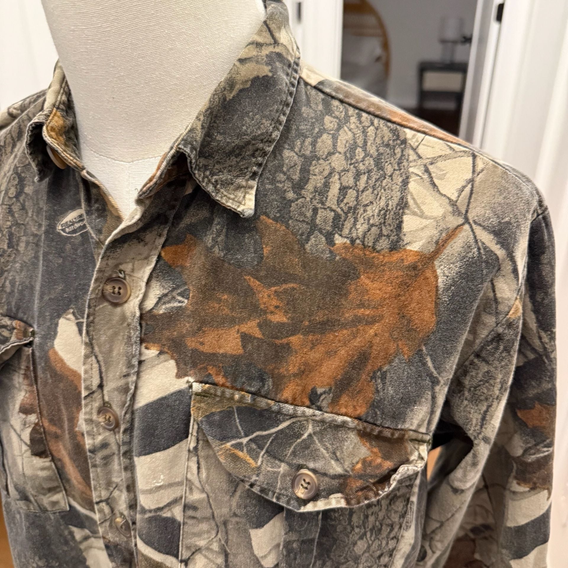 Vintage Classics Realtree Hardwoods Camouflage Button Up Shirt Mens XL 4