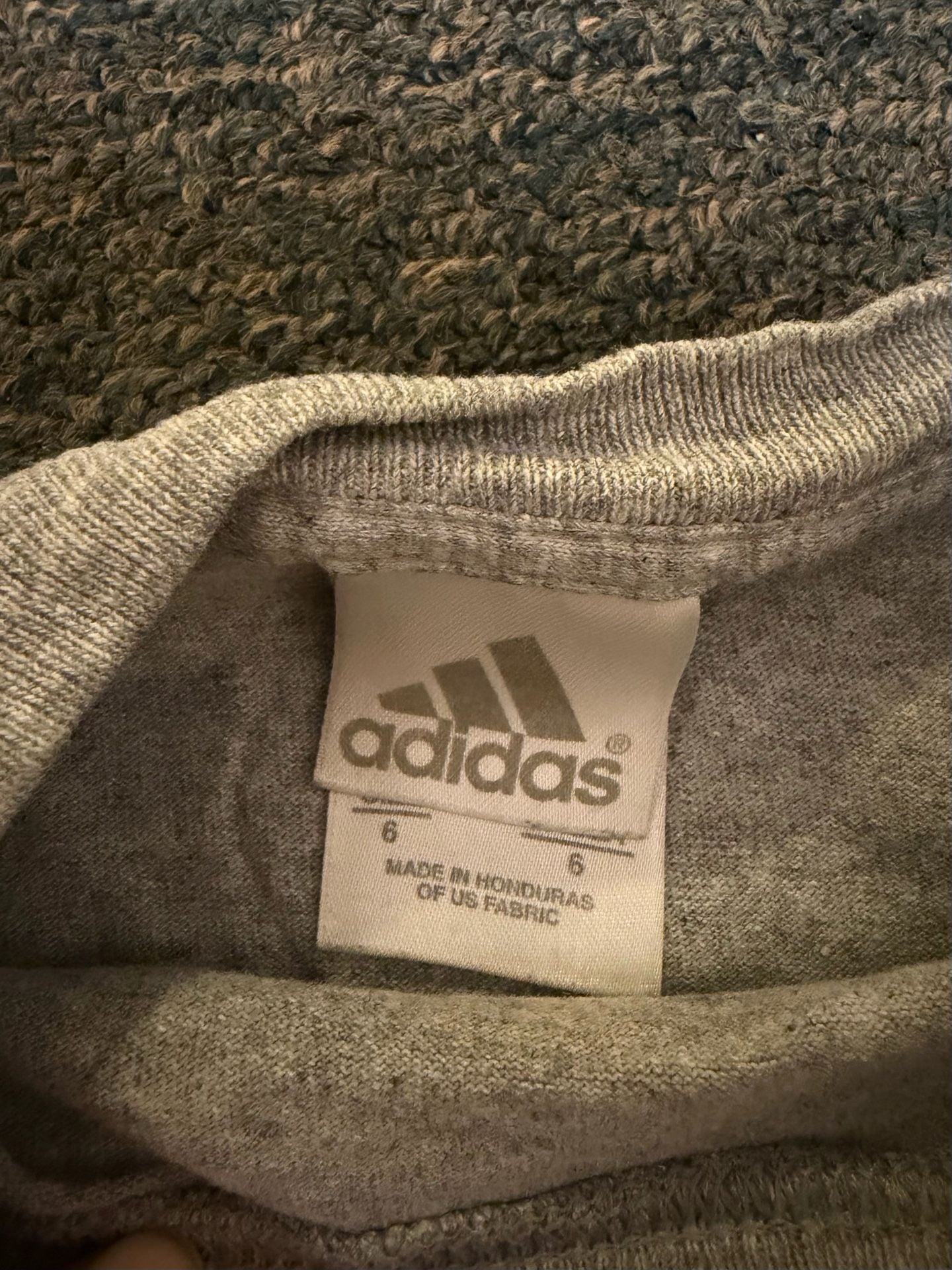 Adidas Boys Gray Long Sleeve Basketball Graphic Tee Size 6 3