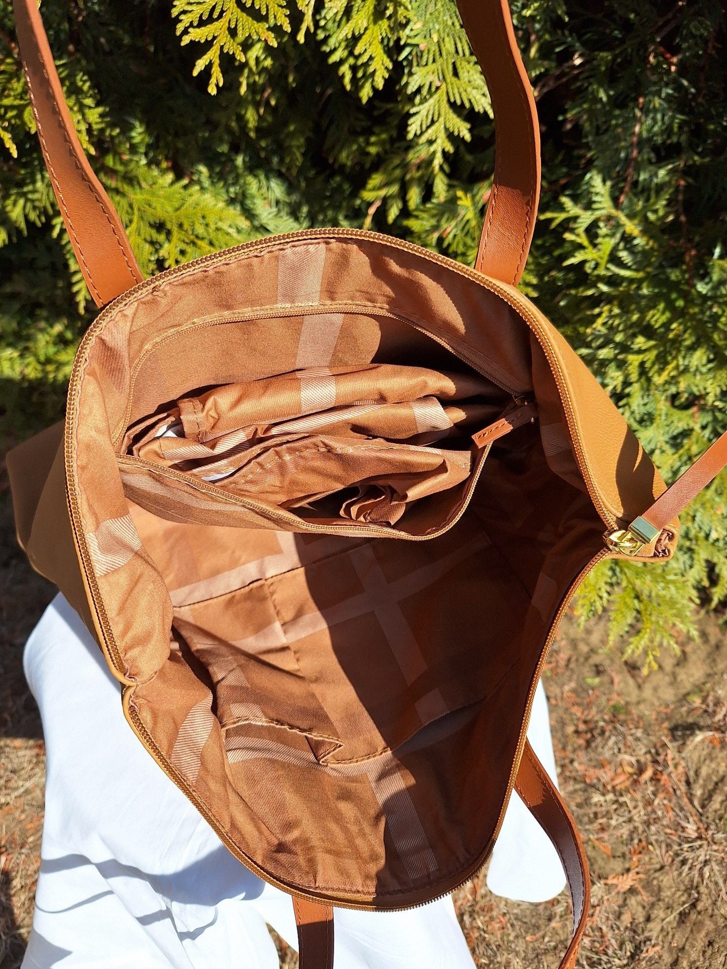 Leather tote by Joy Mangano 8