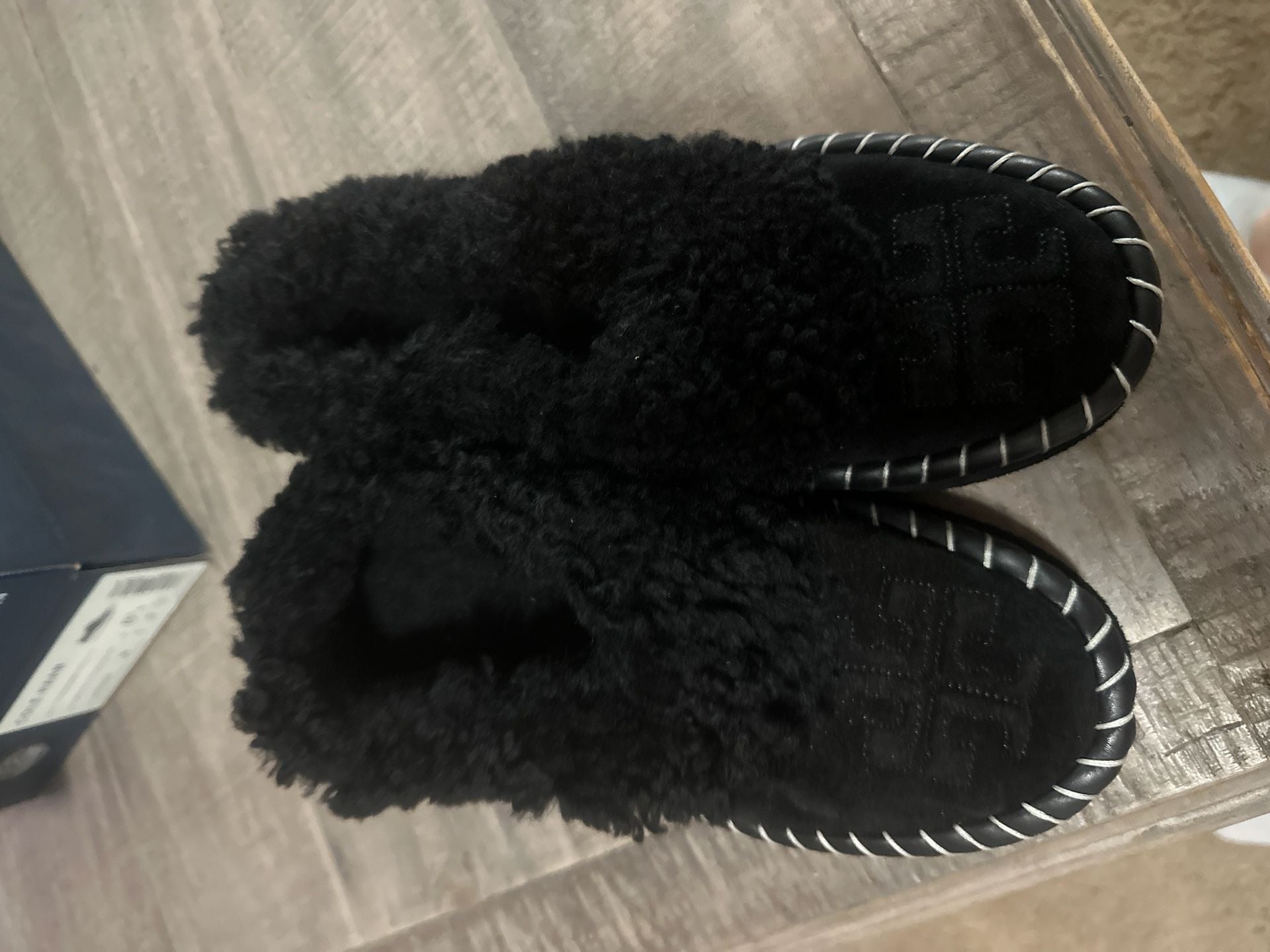 New without box Tory Burch Black Curly Shearling and Suede Indoor Outdoor Slippers 2