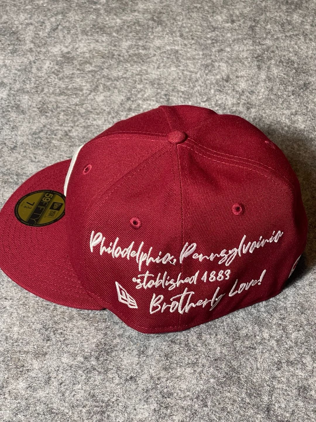 New Era Philadelphia Phillies 59FIFTY Size 7 3/4 Fitted Hat Maroon 3