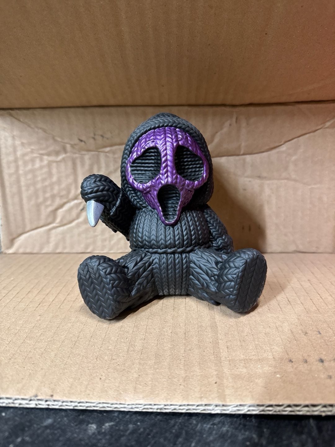 Handmade by Robots Scream Purple Chrome Ghost Face Exclusive Vinyl Figure 1