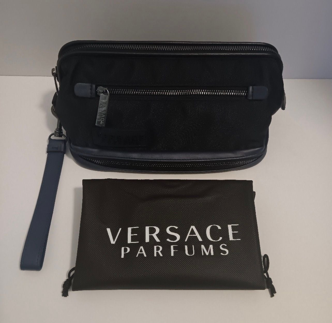 Versace men’s parfums toiletry bag travel size 2