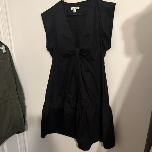 Steve Madden Women's Black Archie Bow V-Neck Tiered Mini Dress