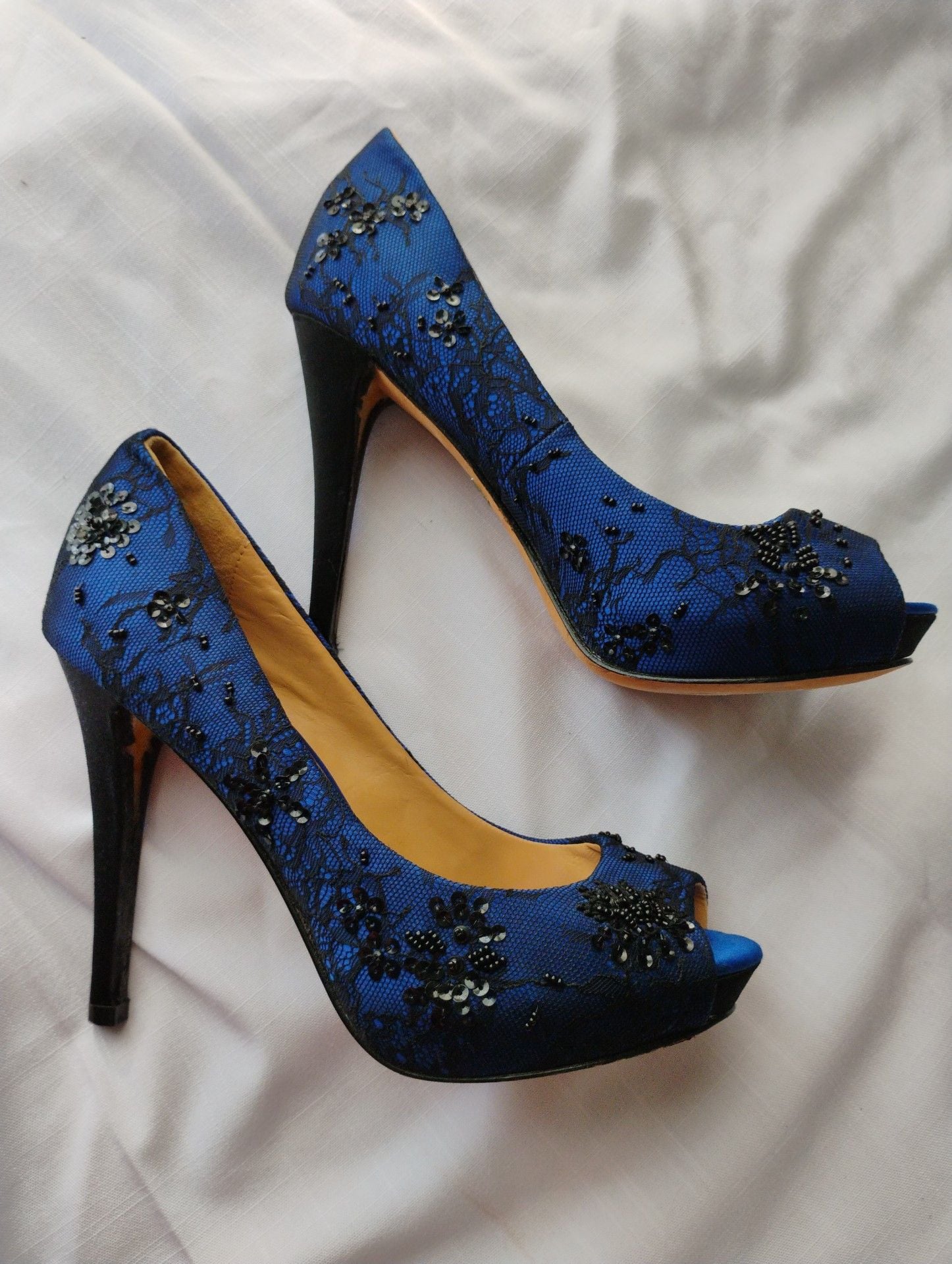 Badgley Mischka Royal Blue Lace Sequin Pumps Size 7.5 - (RUNS SMALL - Fits 6.5/7) 3