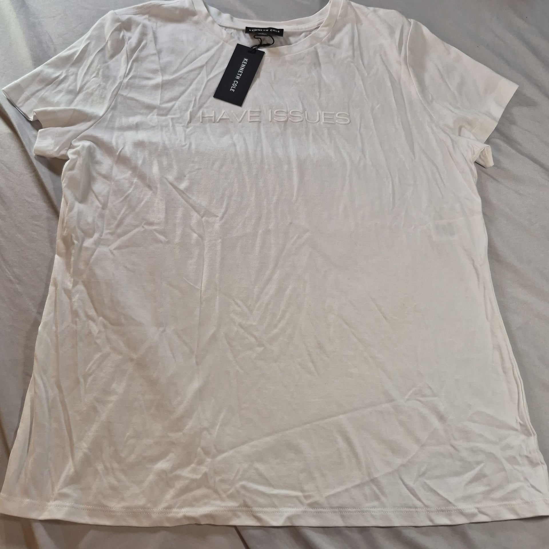 Kenneth Cole New York I HAVE ISSUES Embossed Logo T-Shirt Large 3