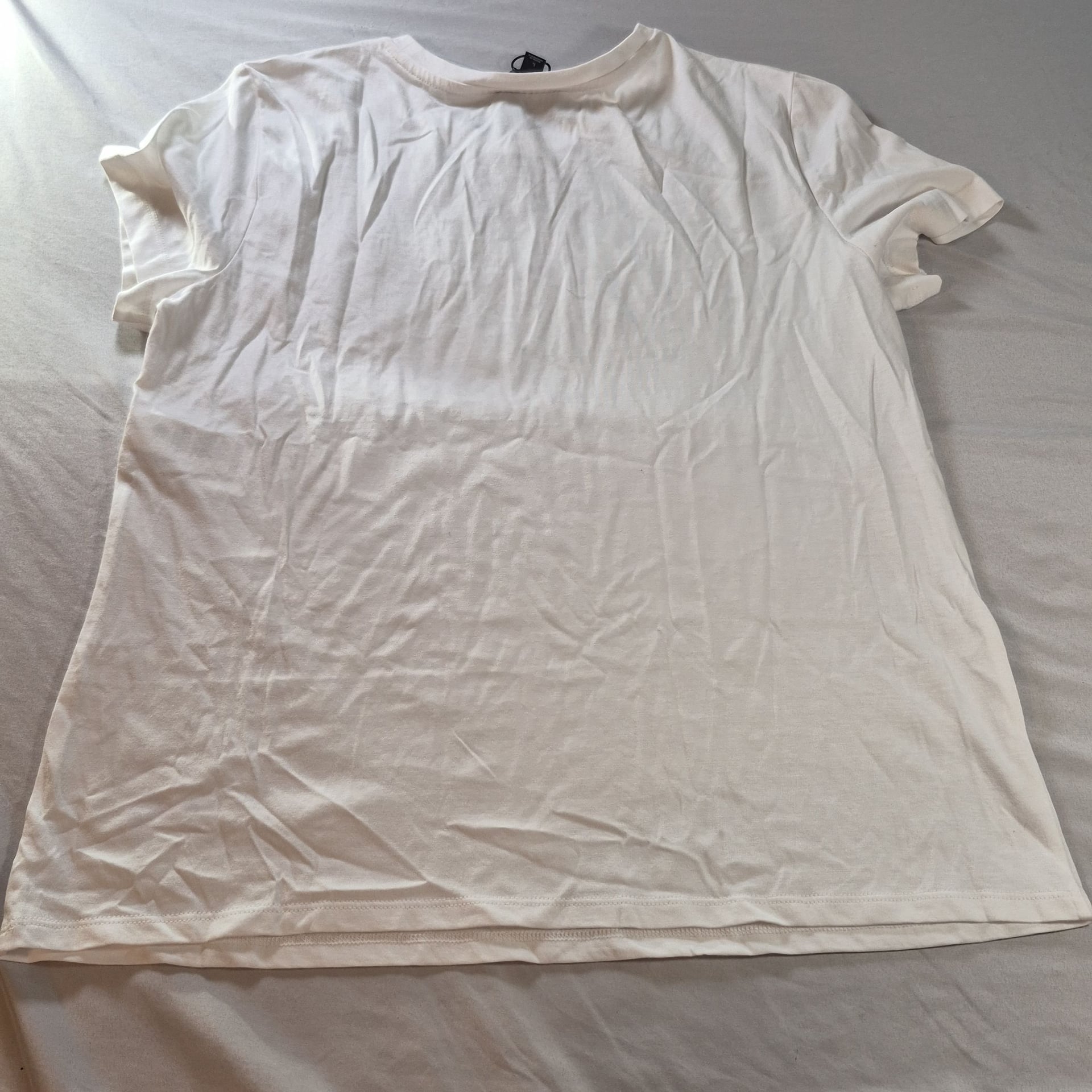 Kenneth Cole New York I HAVE ISSUES Embossed Logo T-Shirt Large 11