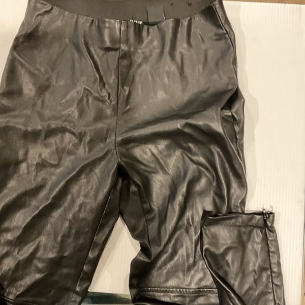 a.n.a A New Approach Women's Black Faux Leather Pull-On Pants Size Small