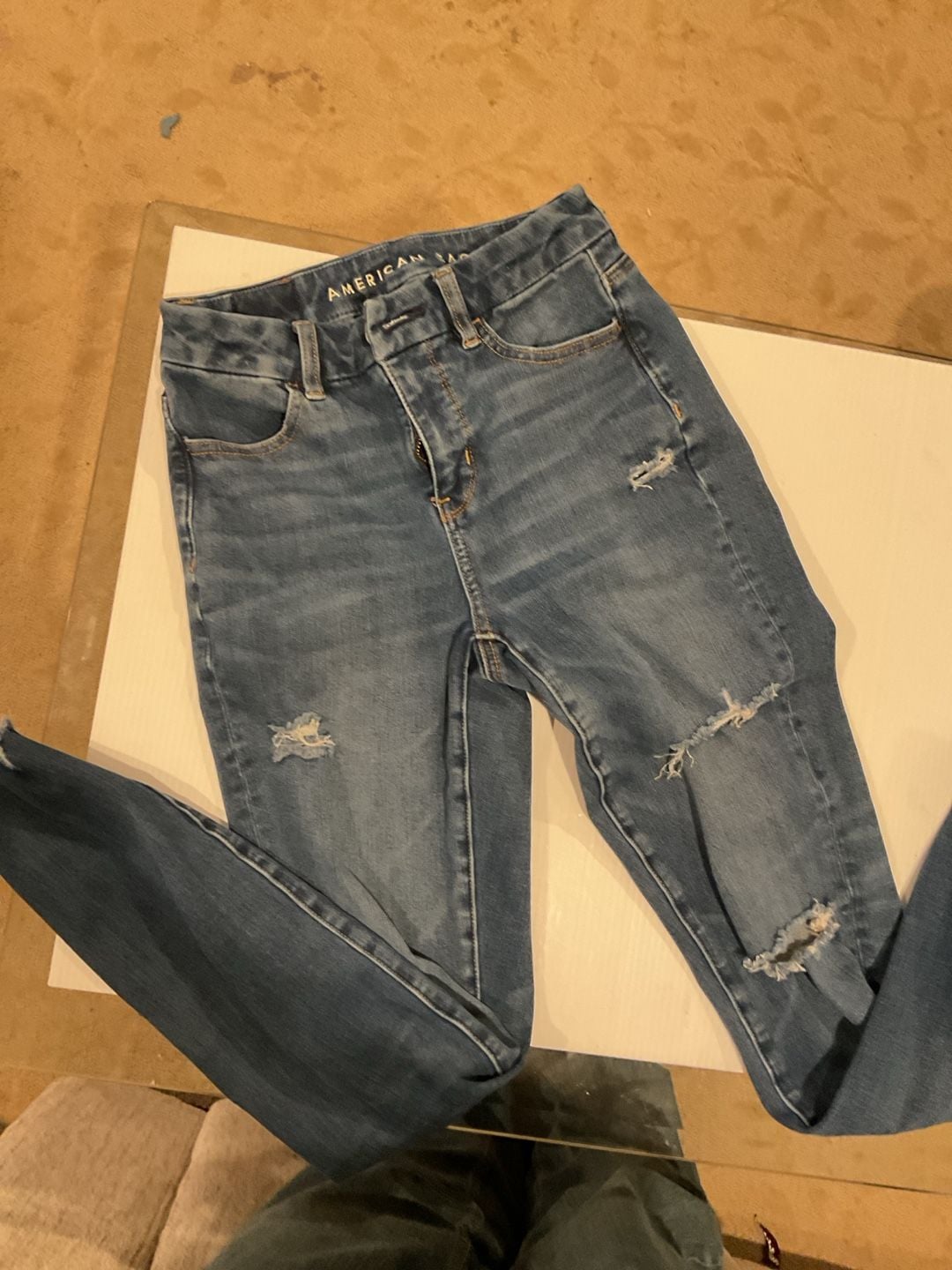 American Eagle High Rise Jegging Size 4 Short Distressed Front &Back Medium Wash 2