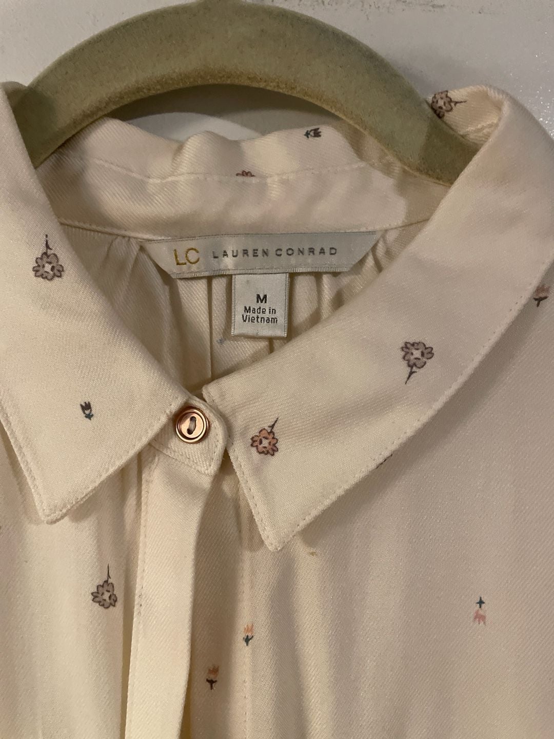 LC Lauren Conrad Ditsy Floral Embroidered Button Down Shirt 3