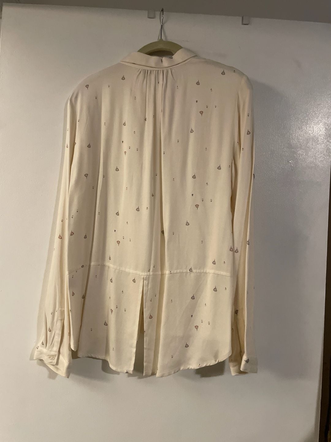 LC Lauren Conrad Ditsy Floral Embroidered Button Down Shirt 5