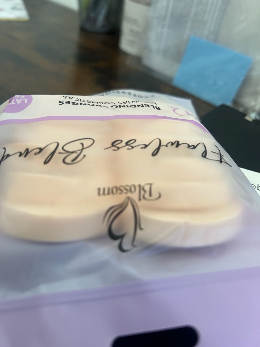 Blossom Flawless Blend 12-Piece Professional Latex-Free Blending Sponges 2