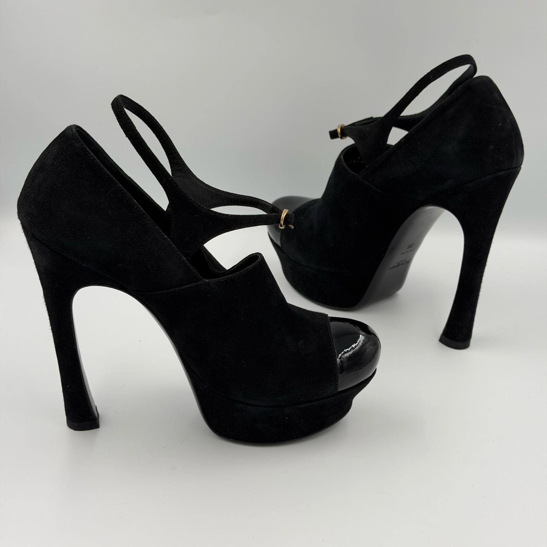 Yves Saint Laurent Black Suede Palais 105 Mary Jane Platform Pumps with Patent Toe 38 3
