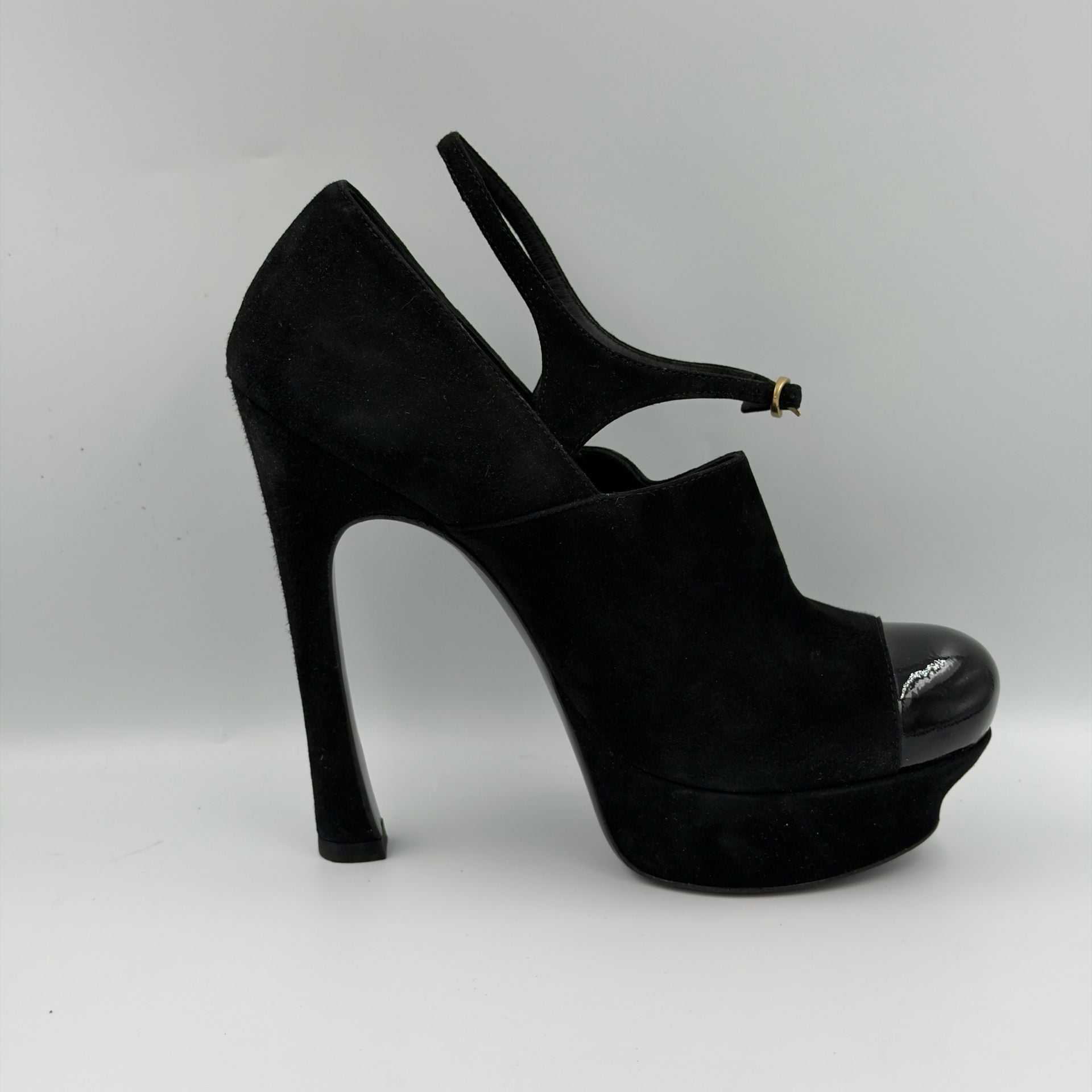 Yves Saint Laurent Black Suede Palais 105 Mary Jane Platform Pumps with Patent Toe 38 5